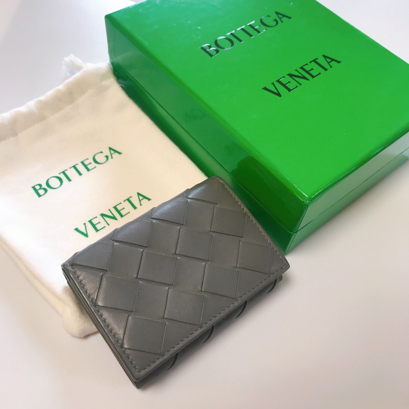 ボッテガヴェネタ ミニ財布 90新 vg cond.全イントレチャートタイニー グレー⑨
