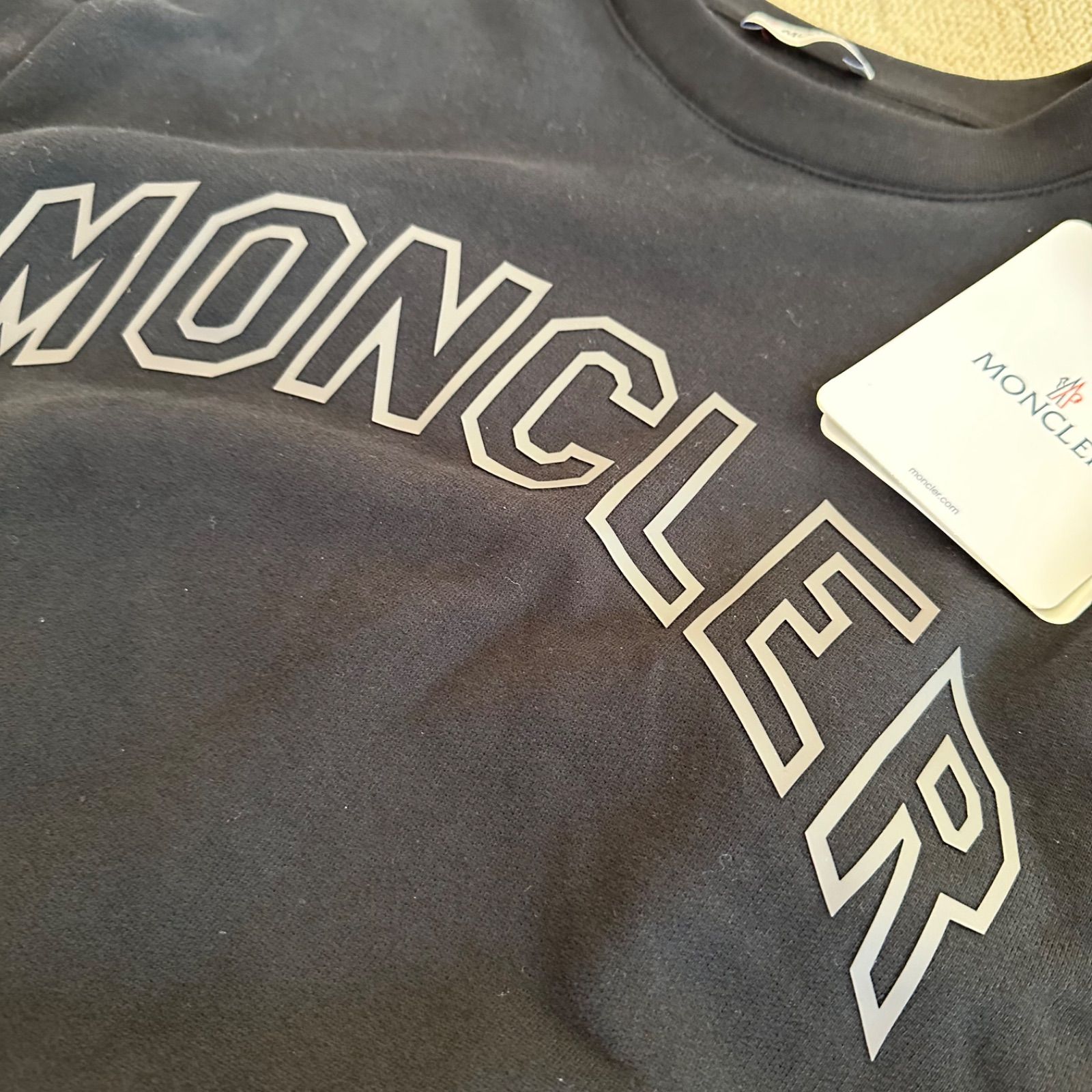 Moncler 腕ストライプ トレーナー ブラック - メルカリ