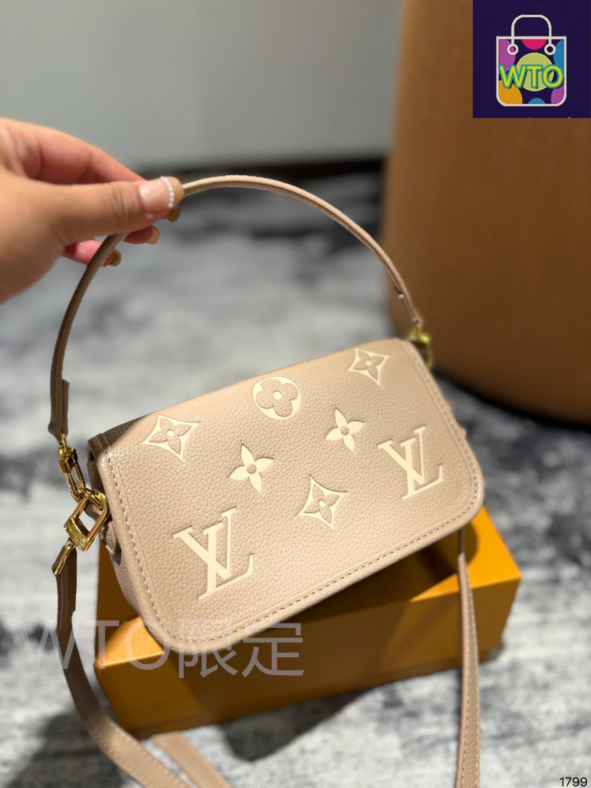 Louis Vuitton ヴェルニ ハンドバッグ ゴールド ウィルシャーPM LOUIS VUITTON ルイヴィトン ハンドバッグ ウィルシャーPM