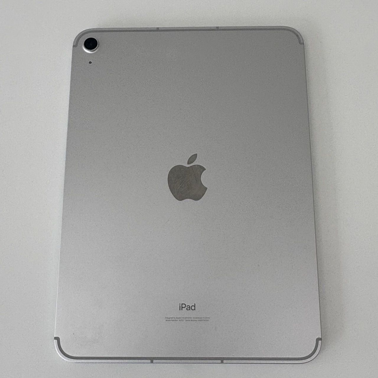 【ジャンク品】iPad 第10世代シルバー ジャンク品】iPad 第10世代シルバー iPad Wi-Fi 64GB - シルバー