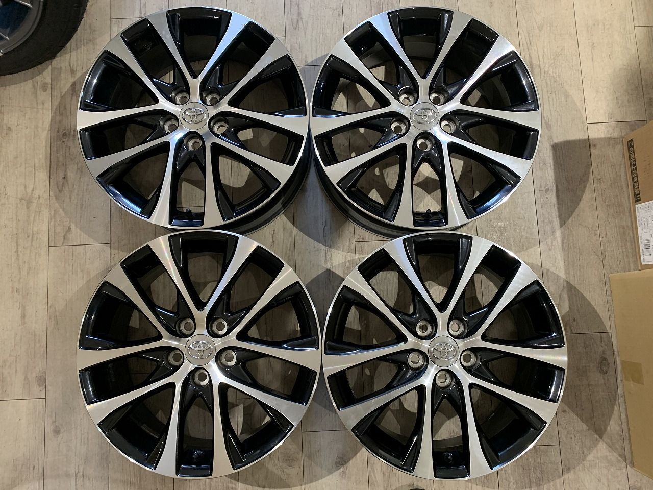 トヨタ ヤリスクロス 純正ホイール 18 インチ 7J50 4本 トヨタ C-HR