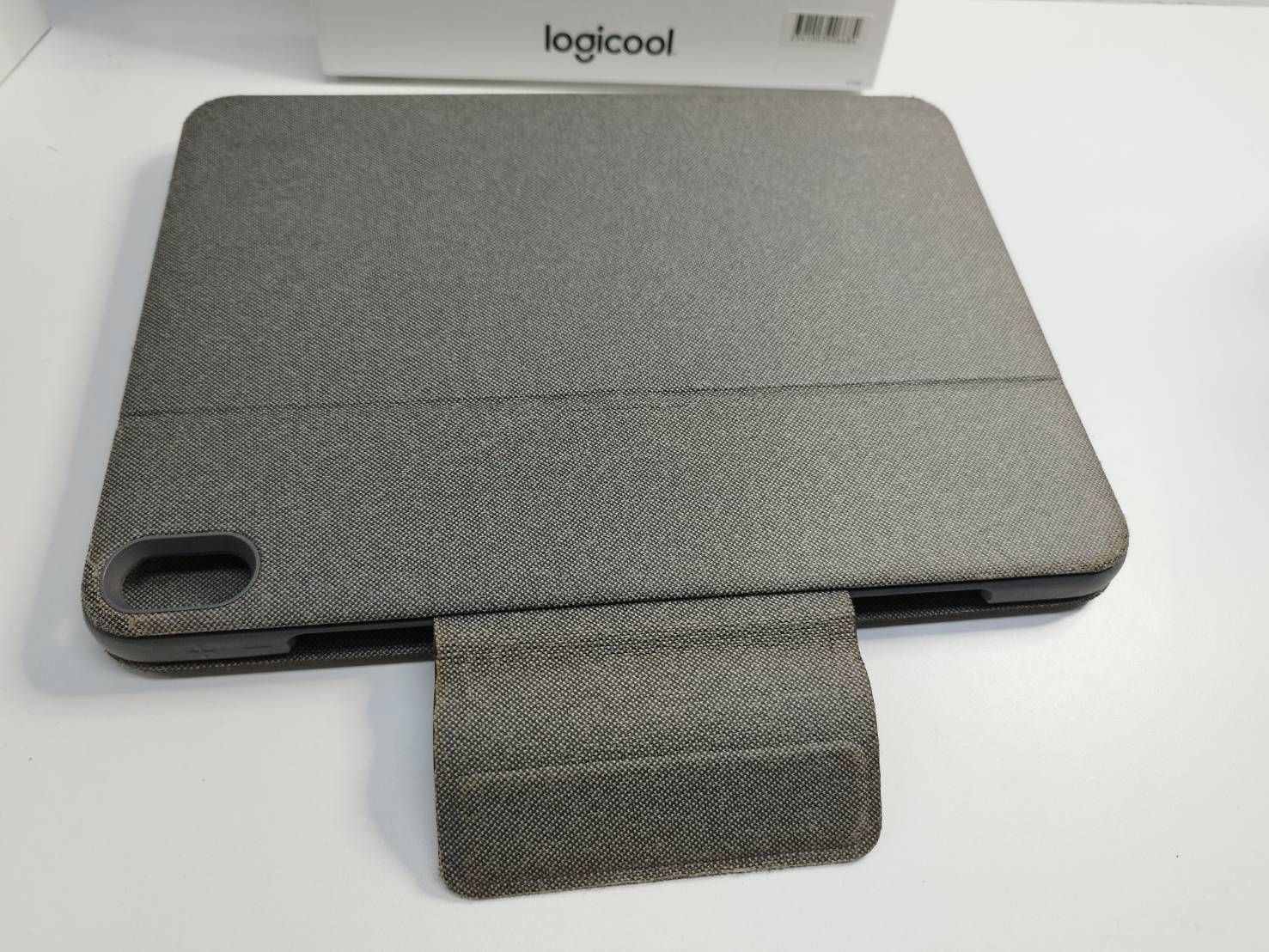 Logicool FOLIO TOUCH iPad Air アウトレット キーボードケース