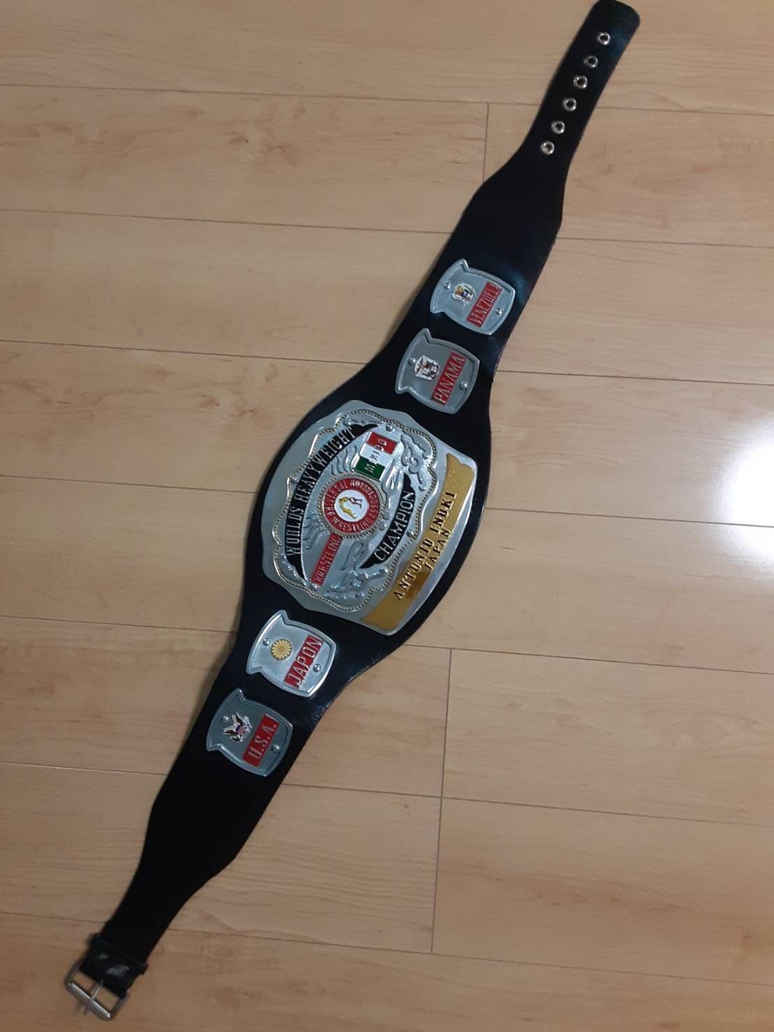 ＵＷＡ世界ヘビー級選手権 アントニオ猪木 プロレス チャンピオンベルト レプリカオーダーメイド 発送到着予定日 11月30日