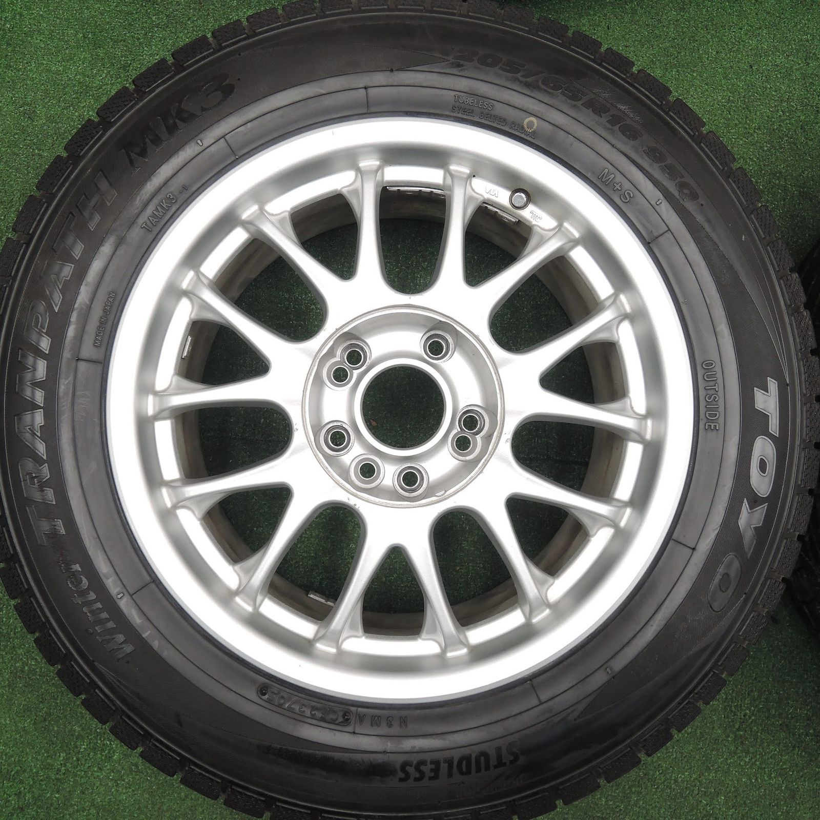 送料無料]バリ溝！9.5分☆トヨタ KOSEI 光生 205/65R16  