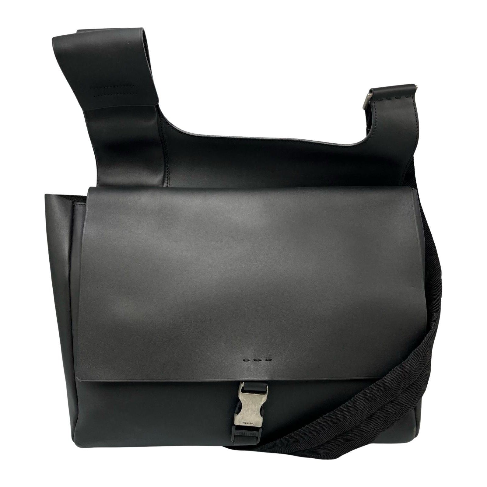 PRADA メッセンジャーバッグ ブラック Prada Re-Nylon メッセンジャーバッグ | ブラック | FARFETCH JP