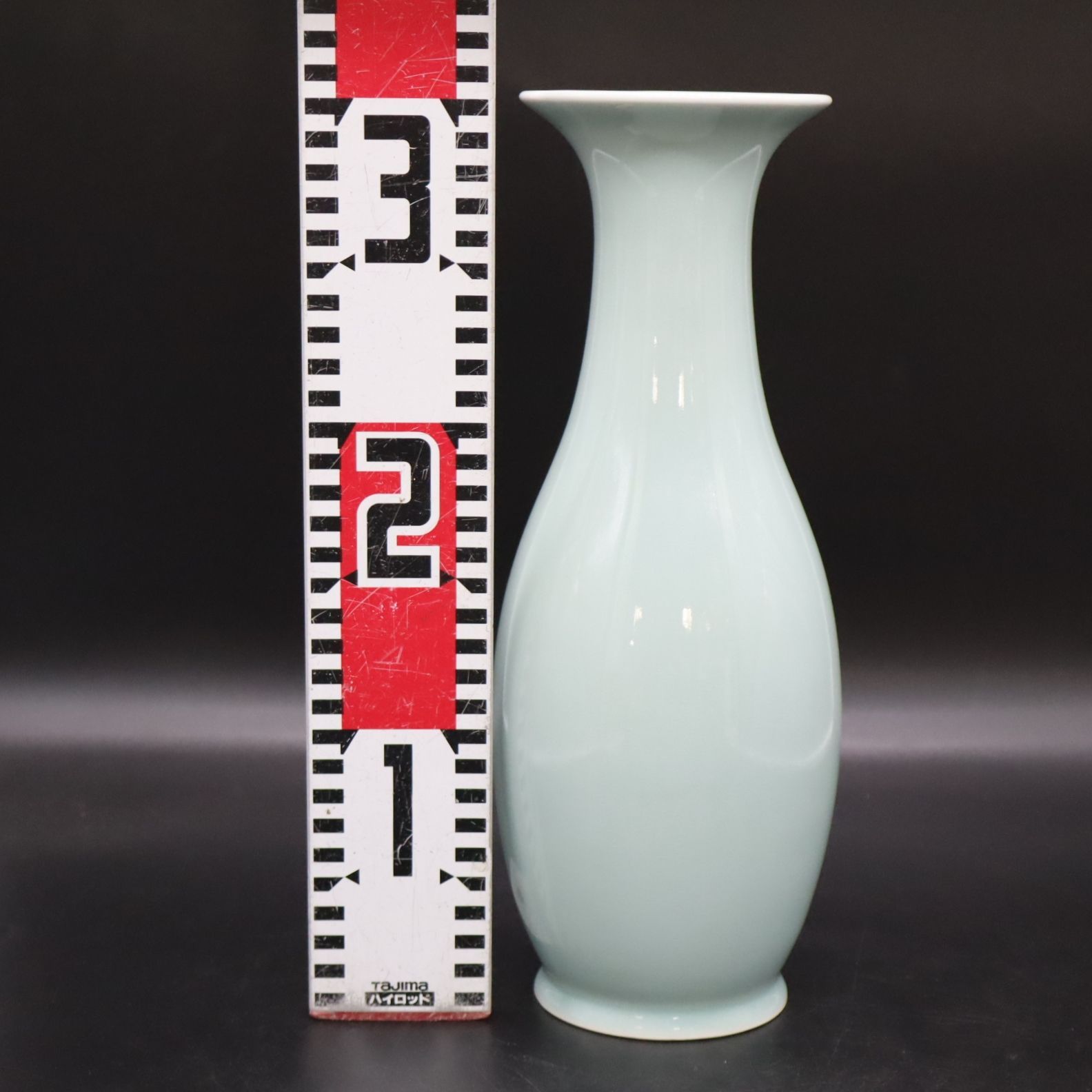 青磁 花入れ アンティーク 青磁 花瓶 鶴図 落款あり 年代不明