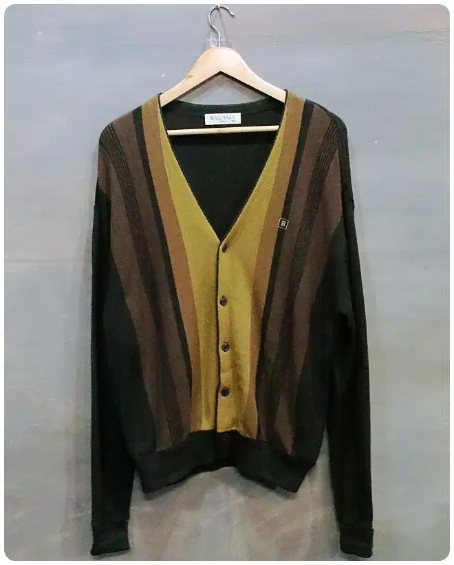 【雷市場（ポンジャン）商品韓国直送】 100 90s BALMAIN(バルマン) ロゴ ストライプ ウール ニット セーター カーディガン