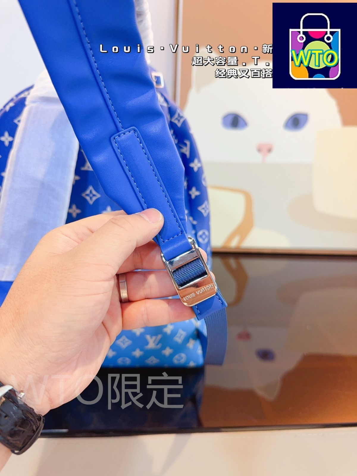 旅行バッグ