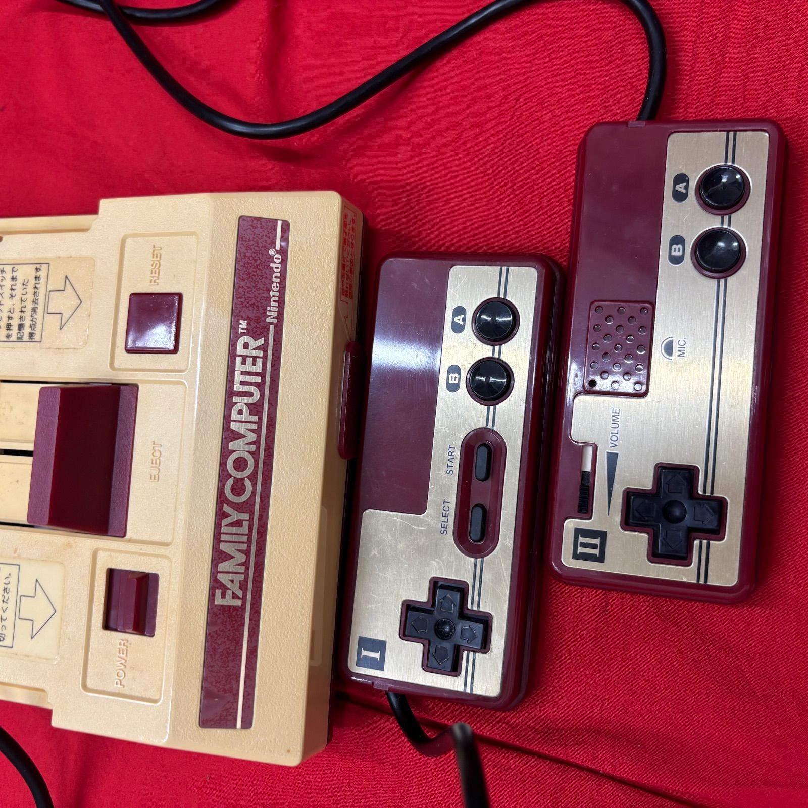 ファミリーコンピュータ箱付き 未使用保管品 ファミリーコンピュータ HVC-002 任天堂 本体