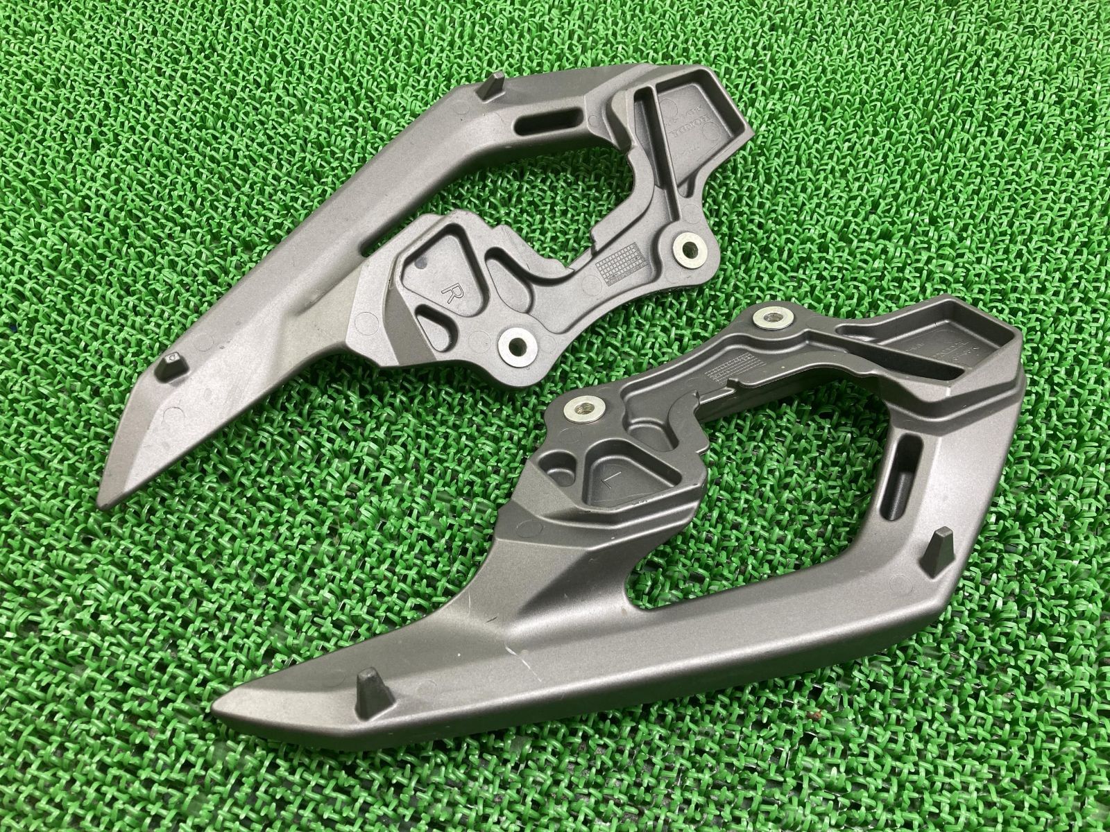 VFR800F VFR800X グラブバー 左右 ガンM MJM ホンダ 純正 バイク 部品