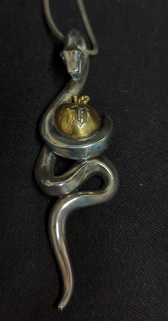 アクセサリー Independent Gold Apple Designed by HYDE HYDE HYDEプロデュース Vamprose オリジナルネックレス Independent