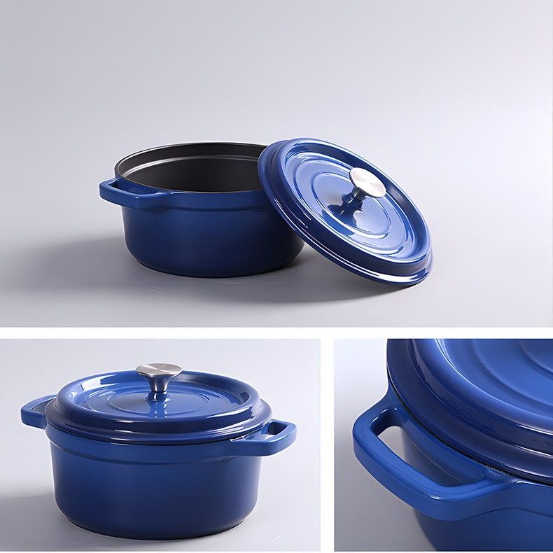青いホーロー鍋 オーバル型 24 LE CREUSET（鍋/フライパン ・ ブルー