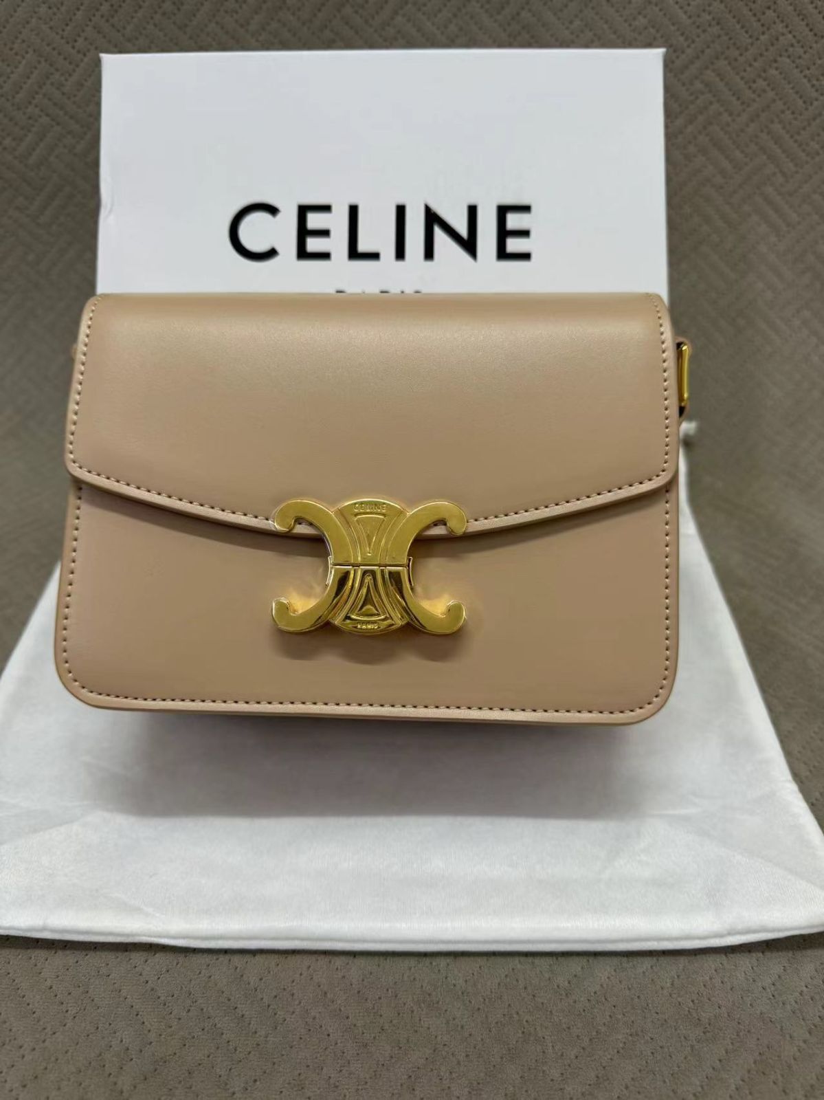 CELINE セリーヌ●トリオンフ ショルダーバッグ