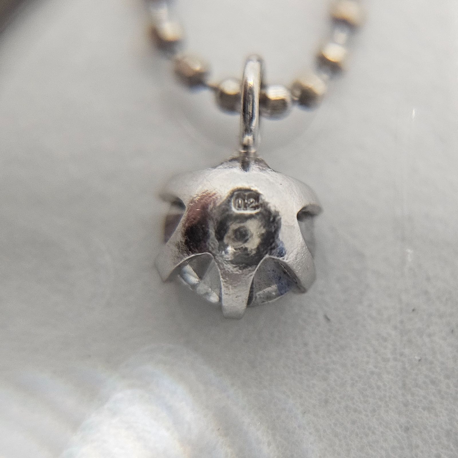 美品】プラチナ Pt1000 1粒ダイヤ0.2ct ✨ボールチェーンネックレス 