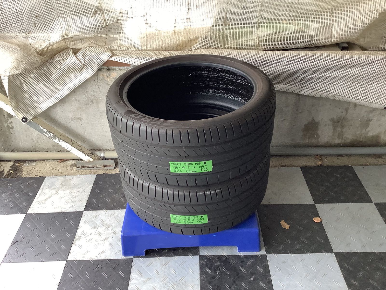 み 285 35R21 105Y 製 PIRELLI PZERO PZ4 ︎ ピレリ ピーゼロ 傷アリ BMW承認 タイヤ2本