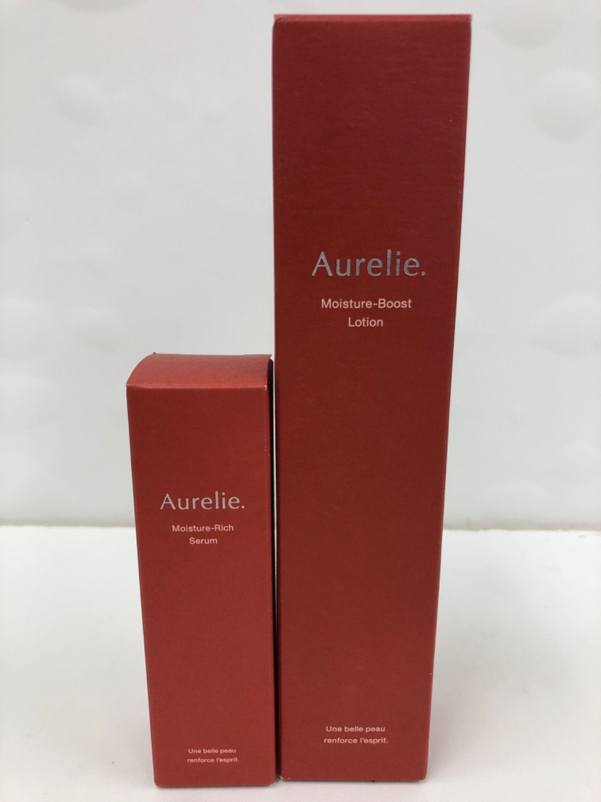 日焼け止め Aurelie. Moisture-Boost Lotion & Serum 日焼け止め Aurelie. Moisture-Boost Lotion & Serum Aurelie