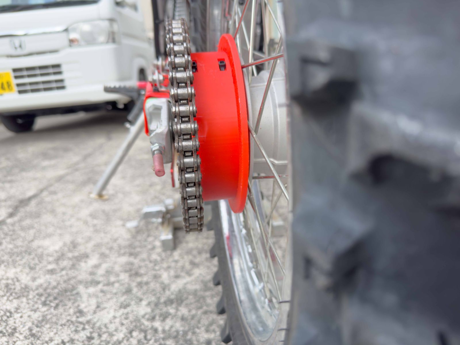 CRF125F チェーン脱落防止パーツ