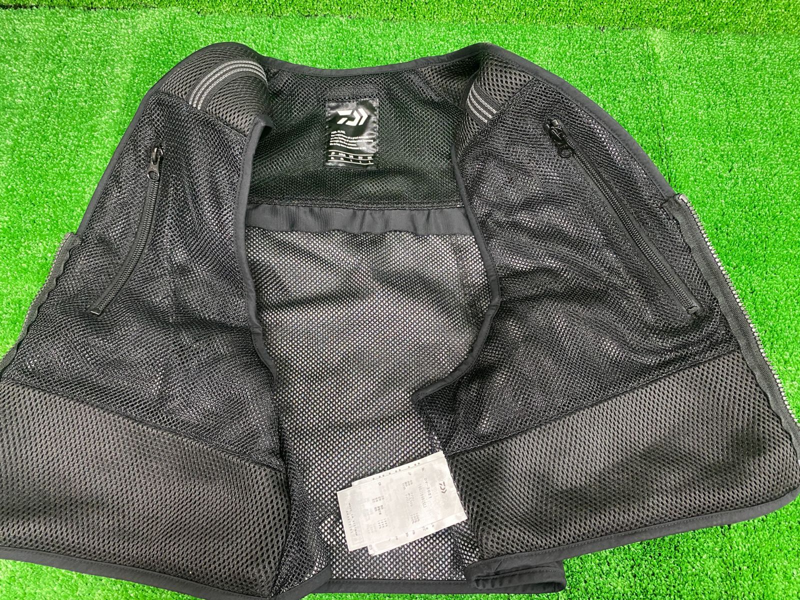 WHIPLASH FACTORY カーキ タクティカルベスト 雷魚 使用感あり お盆