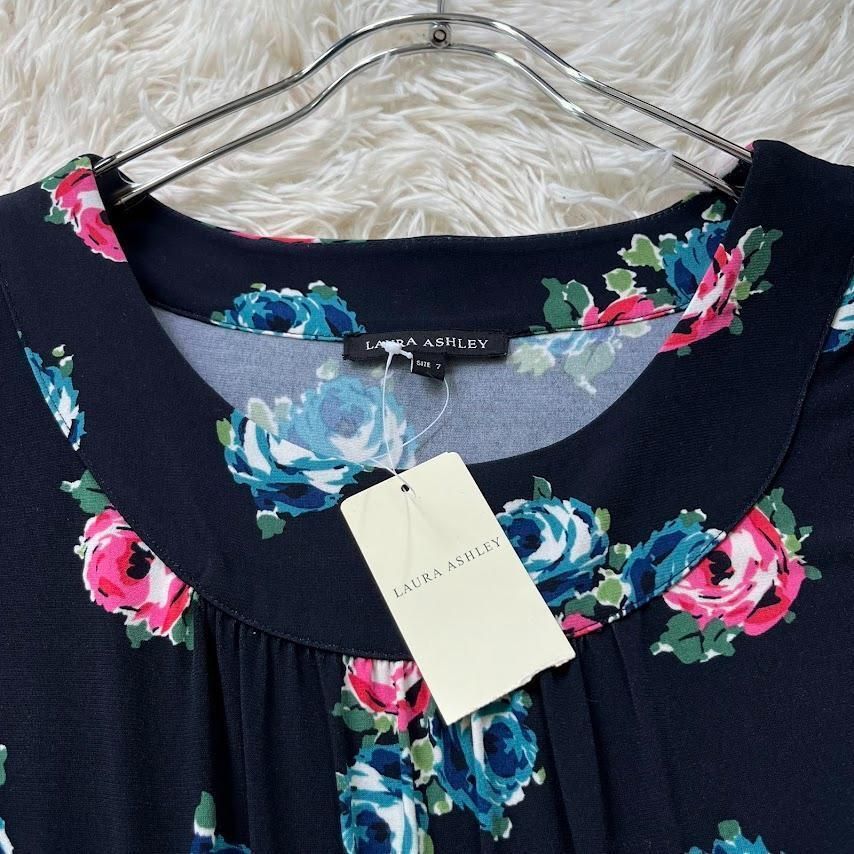 LAURA ASHLEY