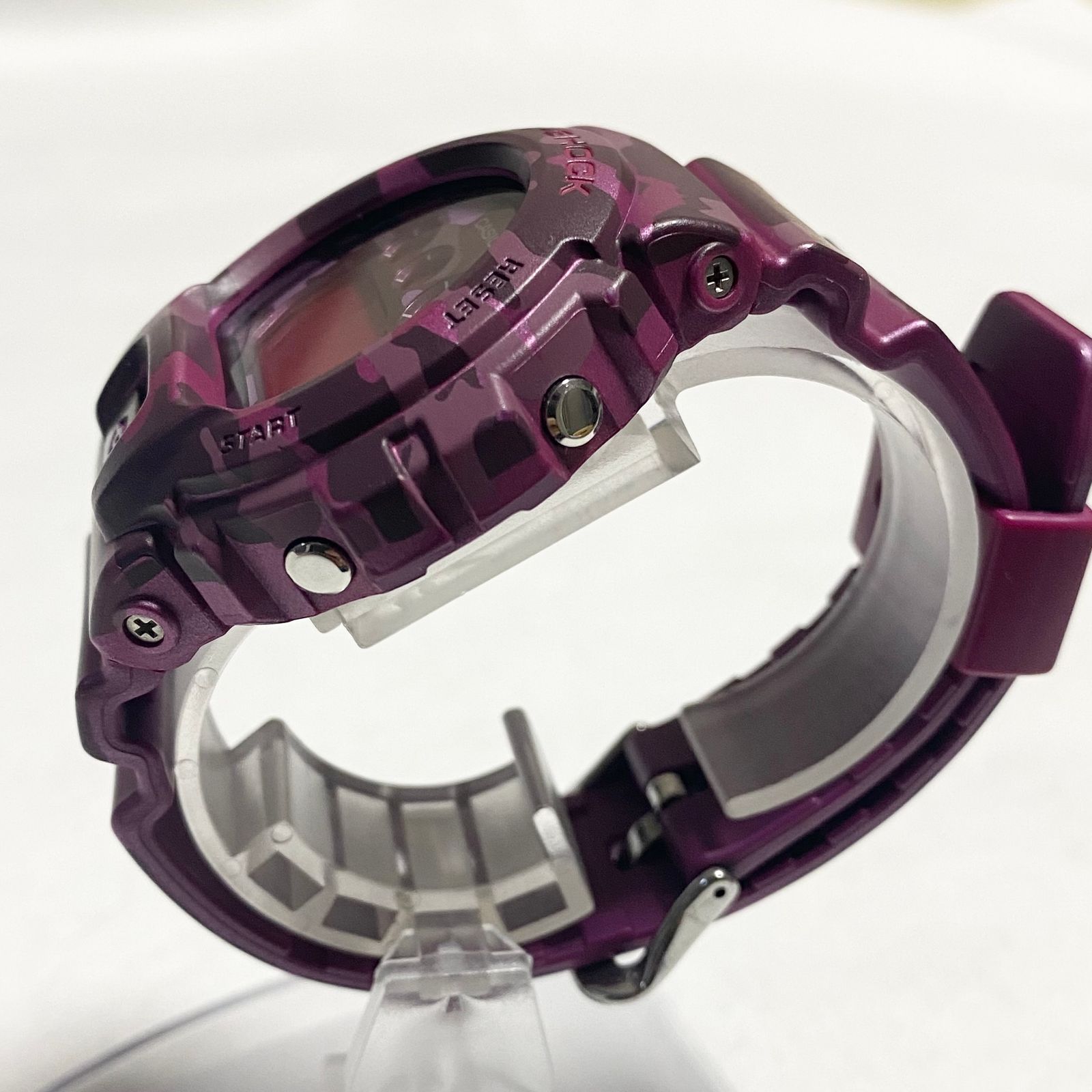 レディースレア　新品　ジーショック ピンク カモフラージュ柄 カシオ 腕時計