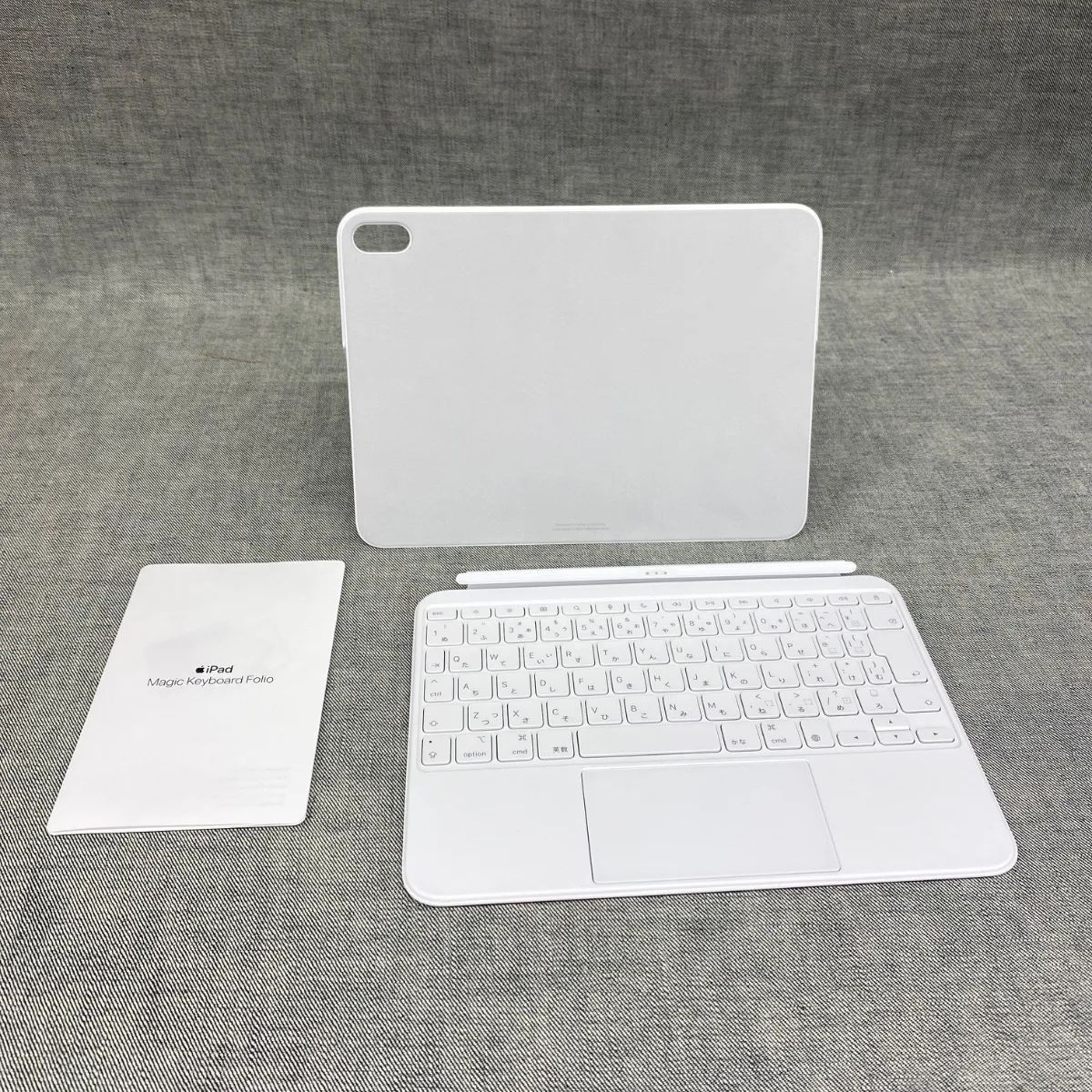 O YG25020607 Apple iPad Magic Keyboard Folio