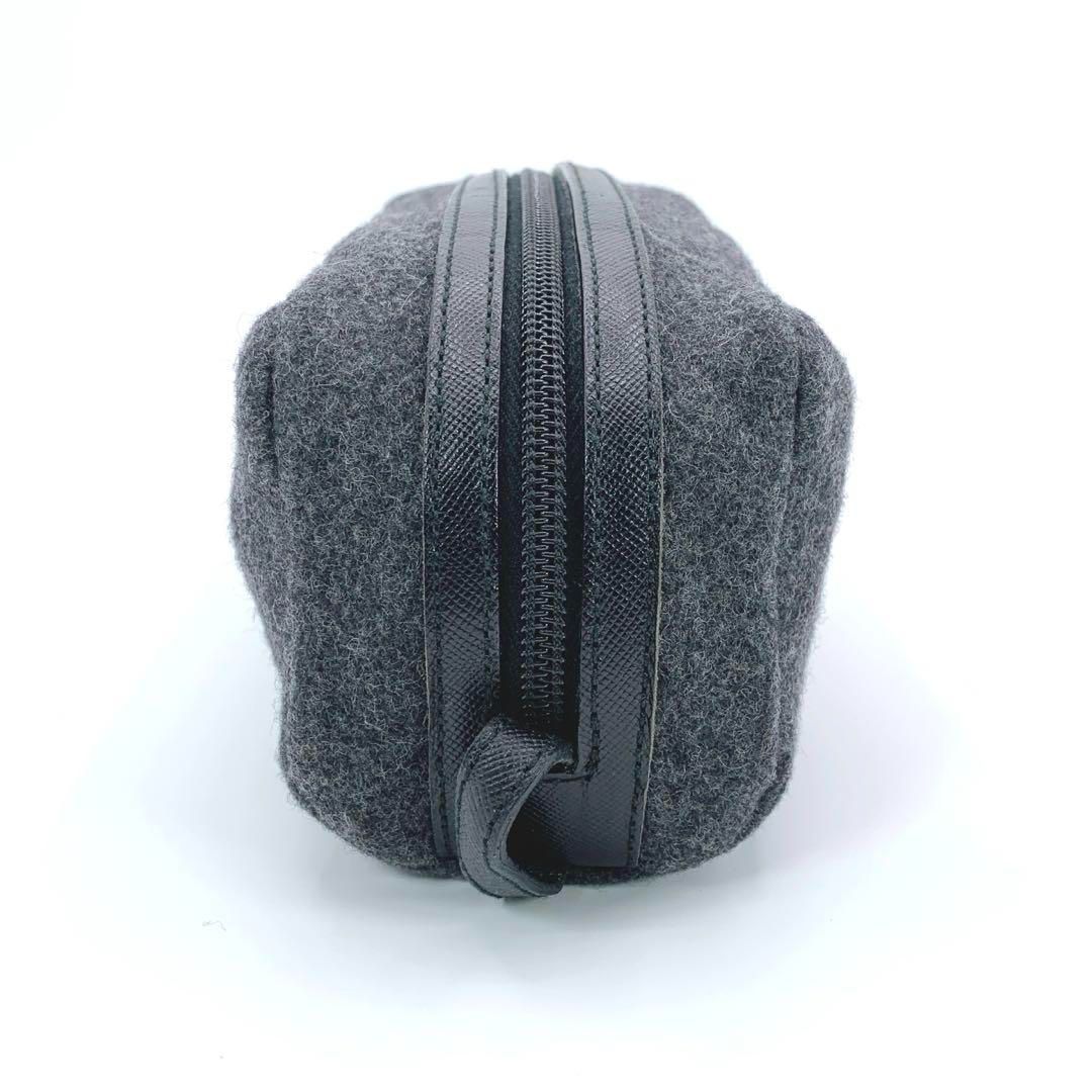 プラダ　PRADA ポーチ　グレー　ウール系　男女兼用　ユニセックス プラダ PRADA ポーチ グレー ウール系 男女兼用 ユニセックス