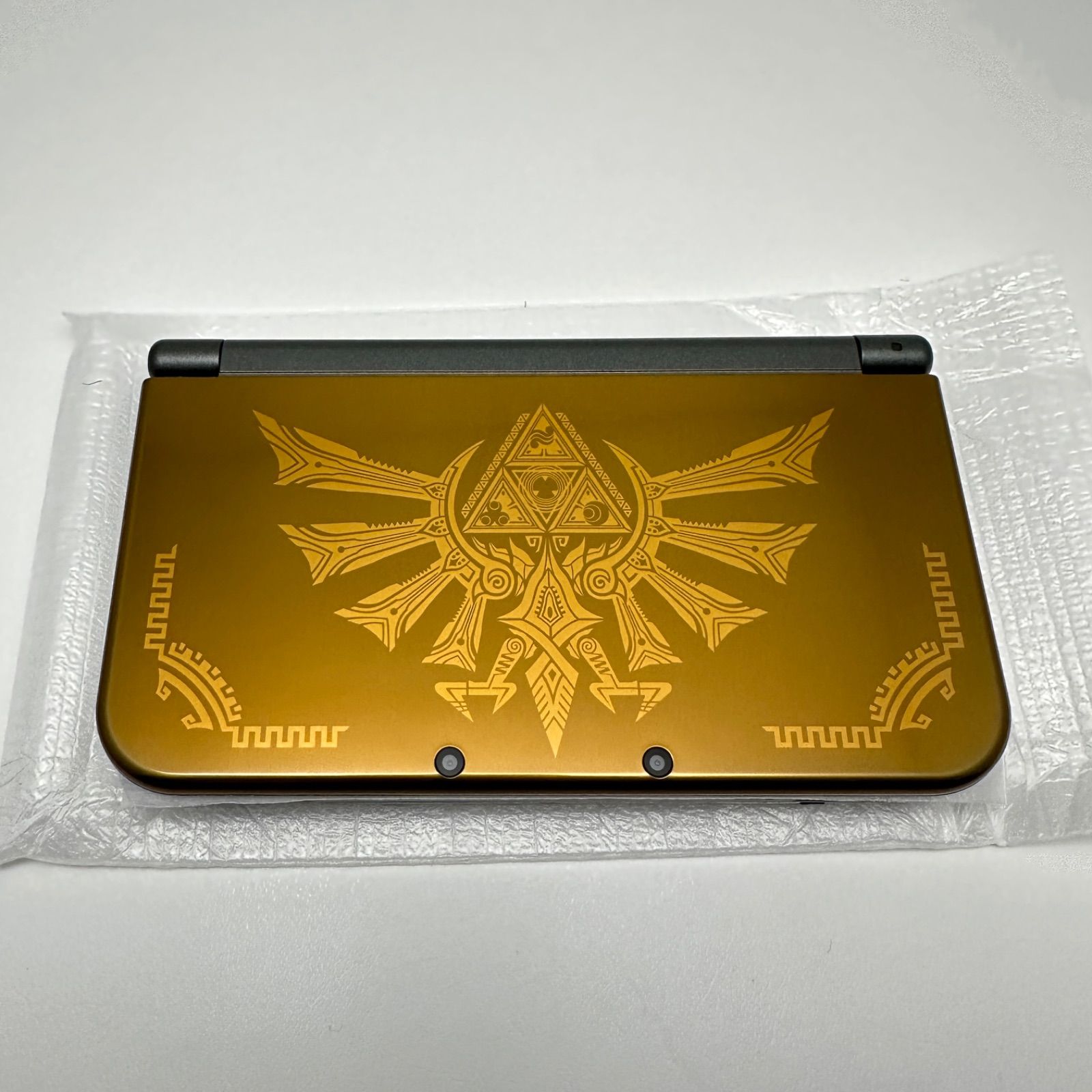 Newニンテンドー3DS LL 本体 ハイラルエディション ゼルダの伝説+DL版-