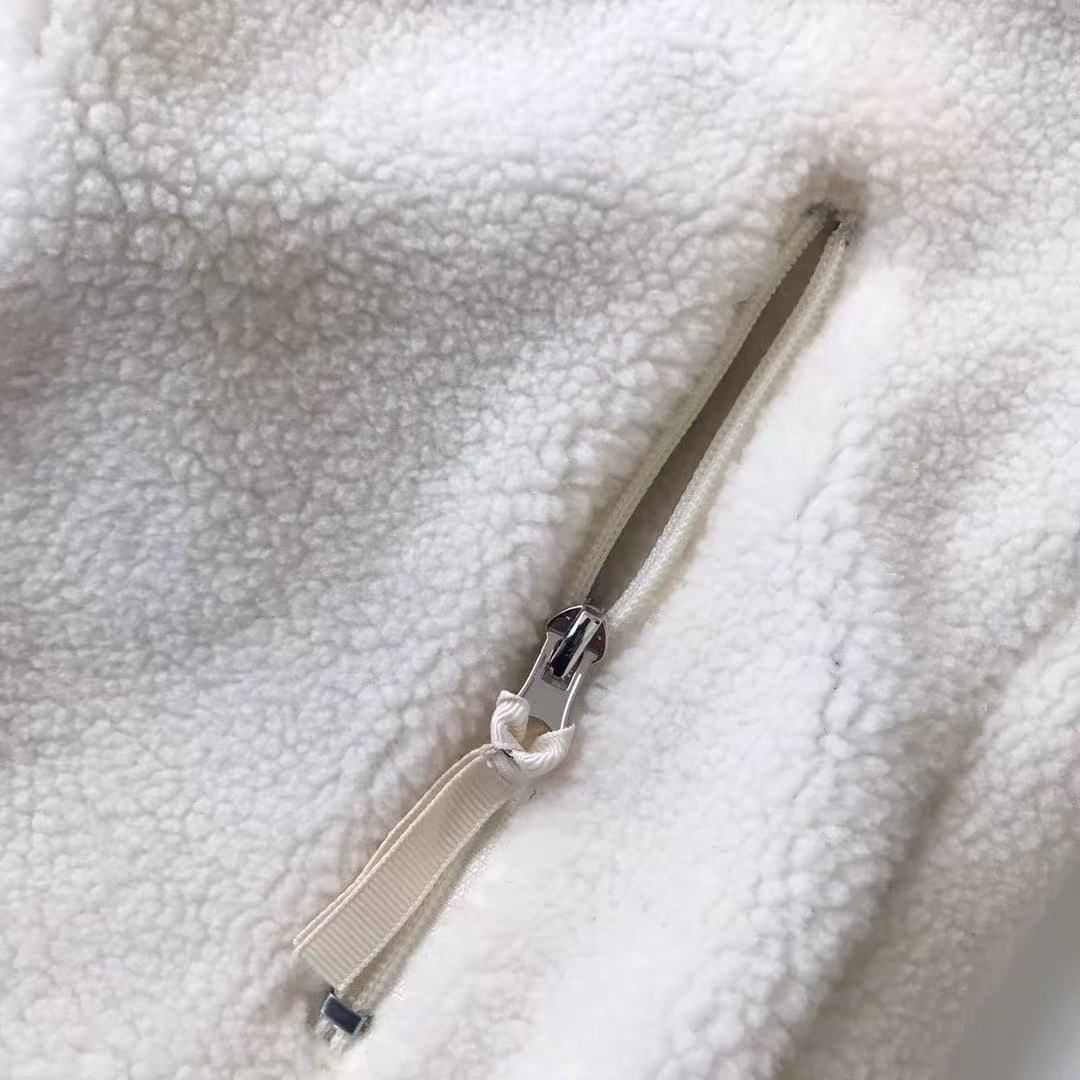 Ⅿ L