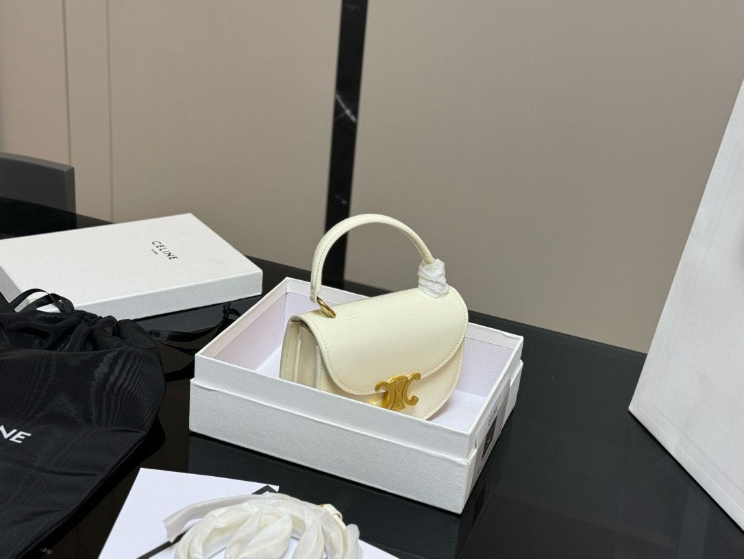 Celine] ベサス トリオンフ ミニバッグ - 専用ボックス付き
