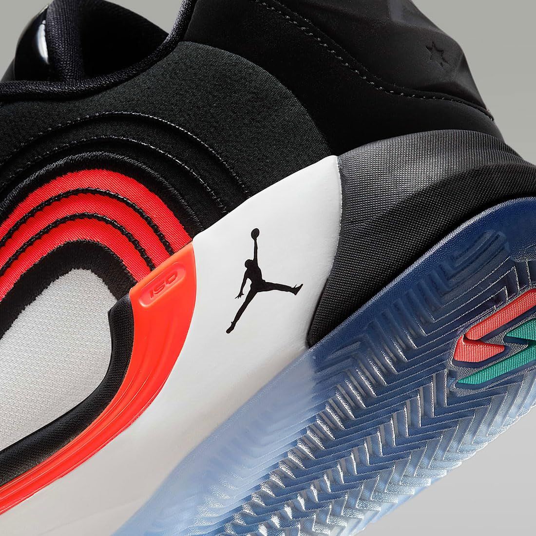 ナイキ ルカ 4 PF ブラッドライン LUKA Bloodline ブラック サミットホワイト アンスラサイト ブライトクリムゾン HF 0824-001 28.0 cm