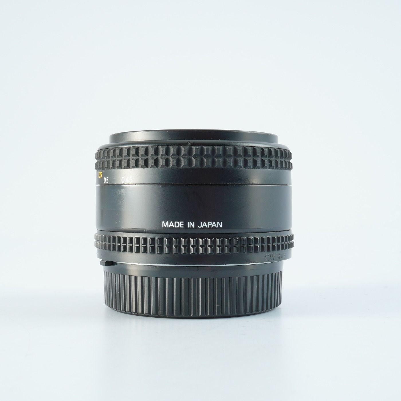F|1.8 単焦点レンズ