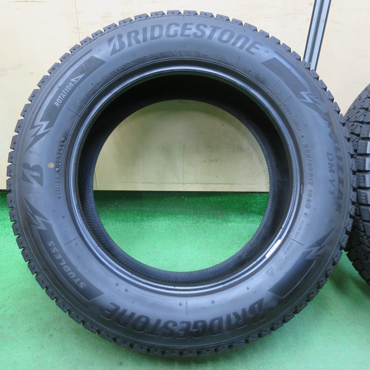 送料無料] バリ溝！21年！9.5分☆スタッドレス 225/65R17 ブリヂストン 