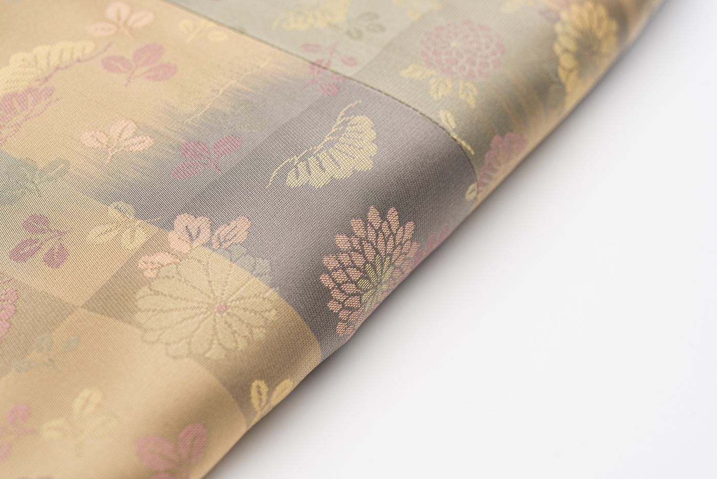 ロング丈道中着 市松に菊