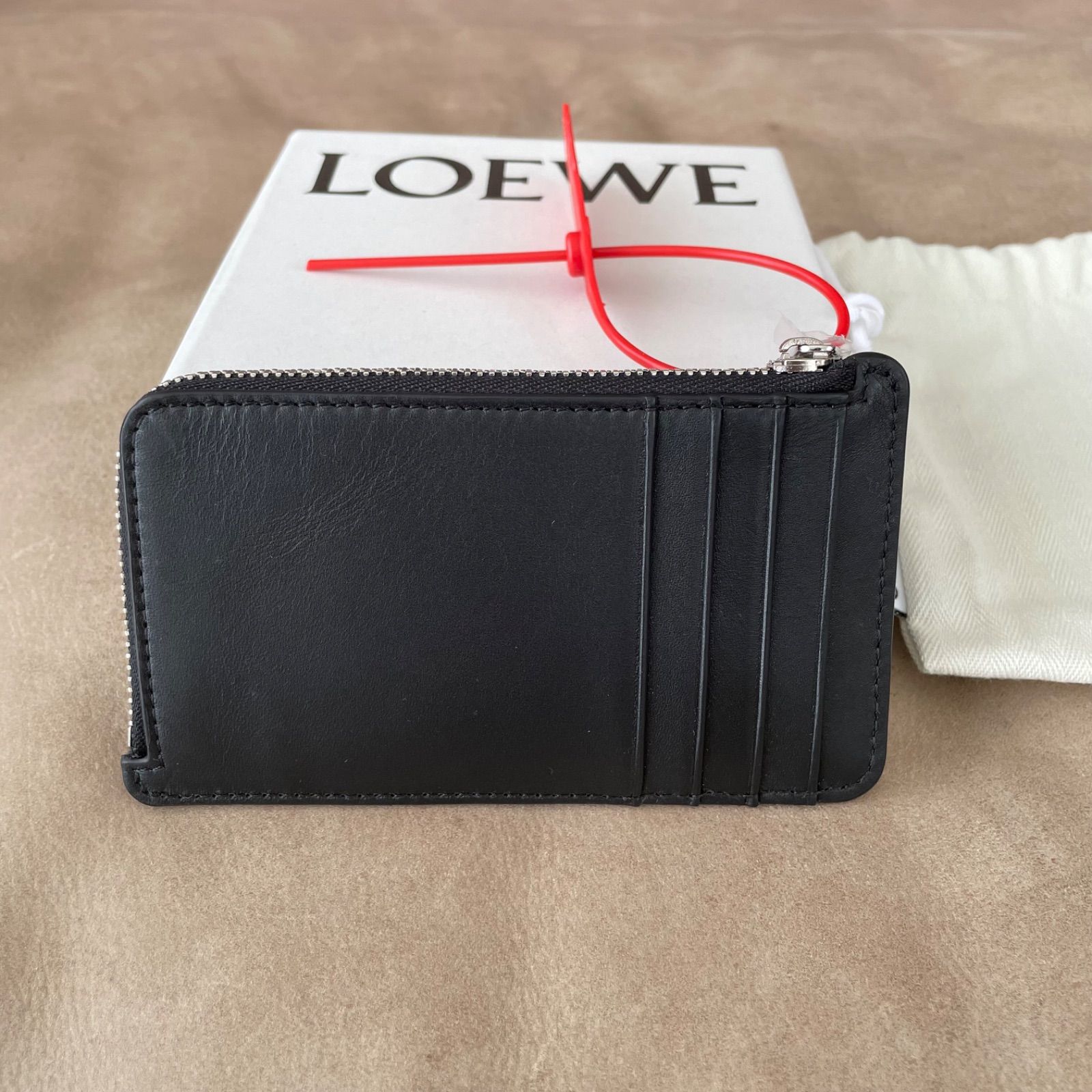 LOEWE ロエベ スナフジタ コラボ カード /フラグメントケース