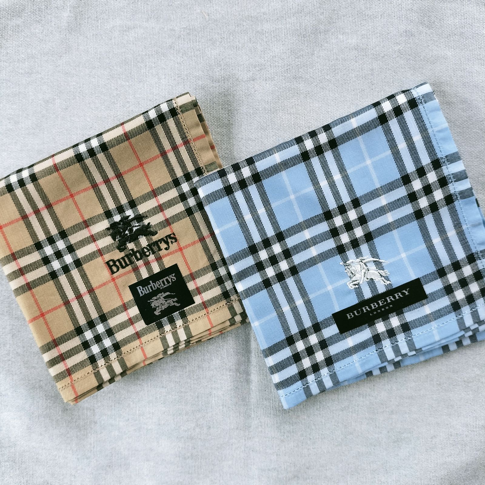 BURBERRY ハンカチ 男らし 2枚セット ライトブルー