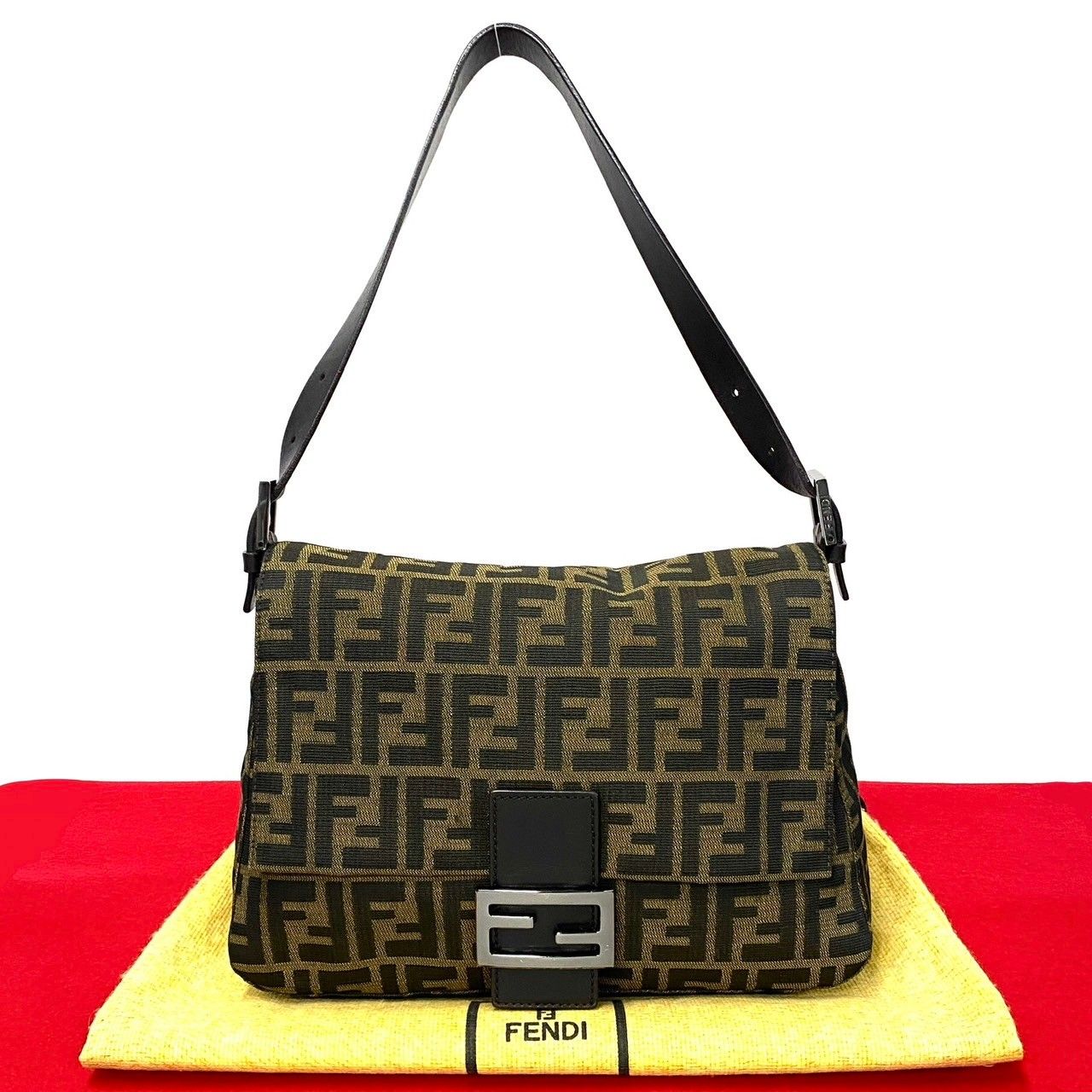 極 美品 袋付き FENDI フェンディ マンマバケット FF ズッカ 柄 レザー 本革 キャンバス ショルダーバッグ ハンドバッグ ブラウン  f49-6 - メルカリ