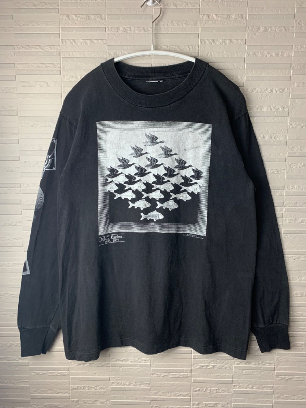 90s M.C.Escher vintage tee 総柄 ロングtシャツ ロンt - メルカリ