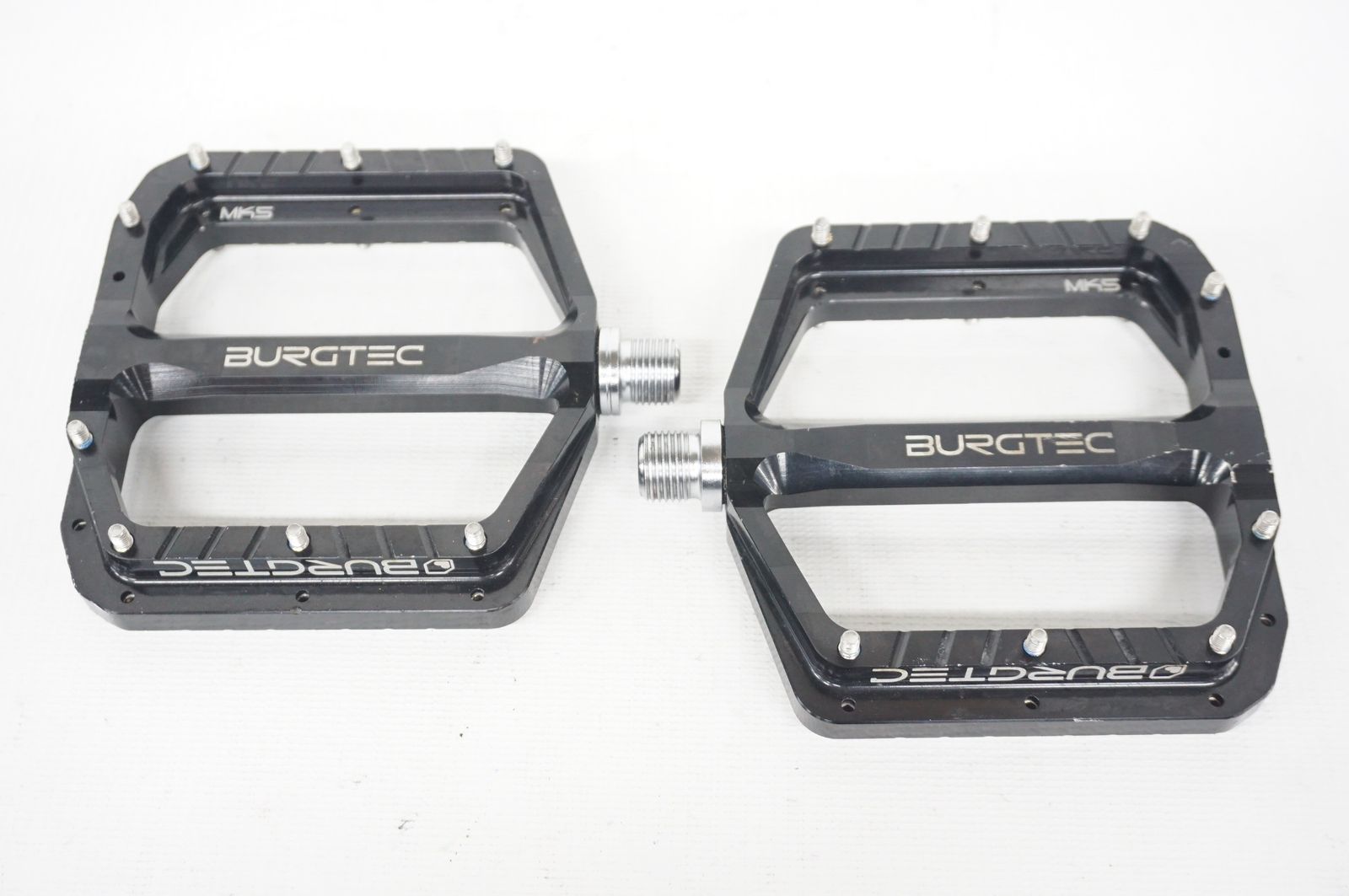 BURGTEC バーグテック MK5 ペダル | バイチャリ阪急塚口店