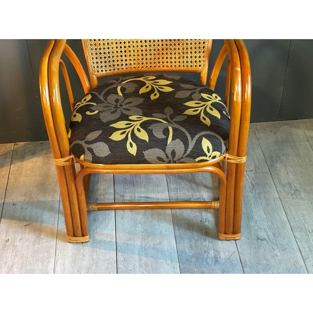 超美品 ラタン 籐 アームチェア ミドルチェア ローチェア 肘付き椅子