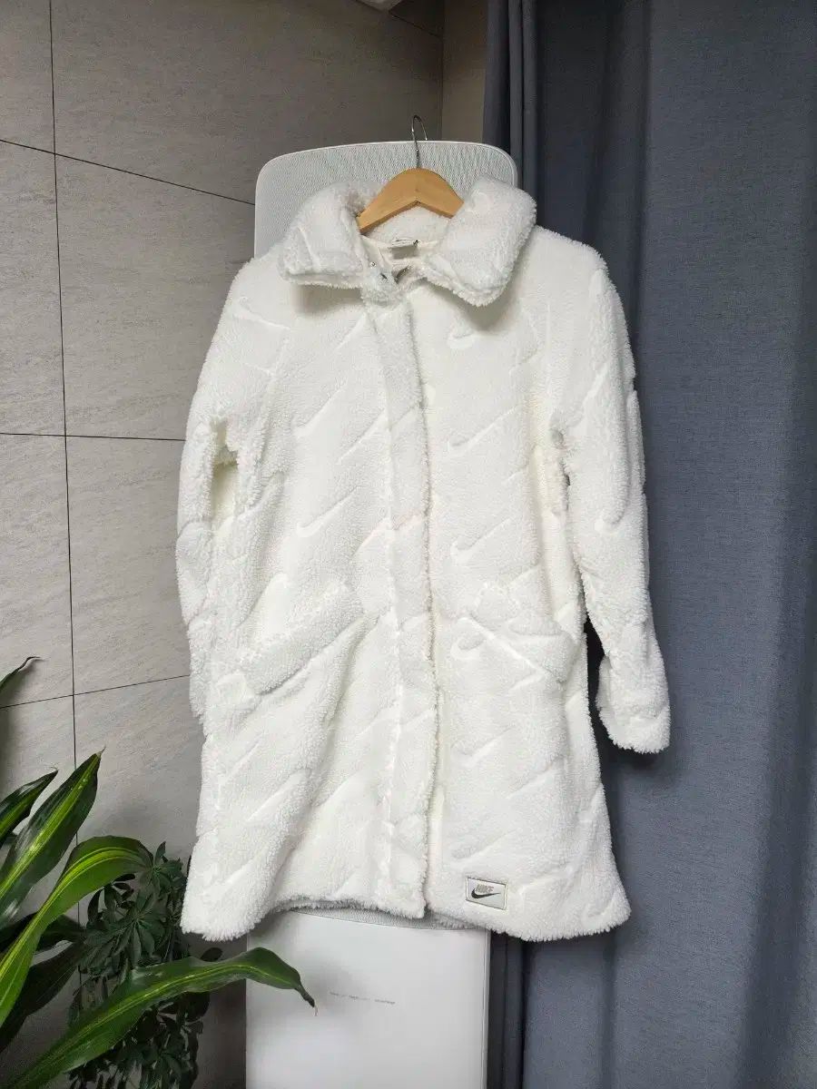 NIKE スウッシュ ボア ロングアウター M