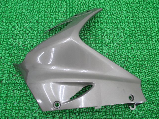 CBR150R アッパーカウル 左 ガンM KPP ホンダ 純正 中古 バイク 部品 NCB150 割れかけ無し フロントカウル 車検 Genuine