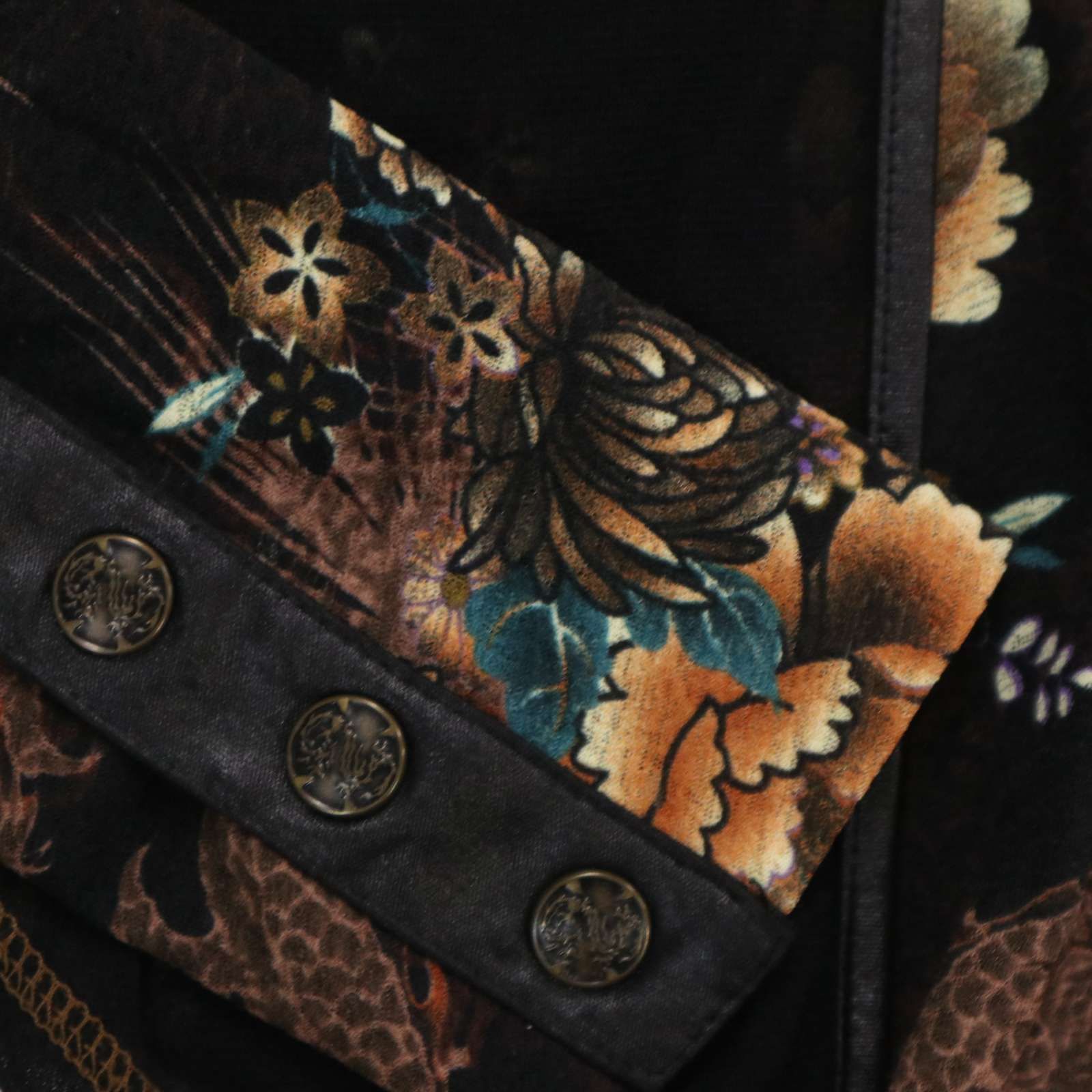 Ozz On オッズオン タイ付き　長袖シャツ ブラウス OZZON（シャツ/ブラウス(長袖/七分)）のフリマアイテム一覧