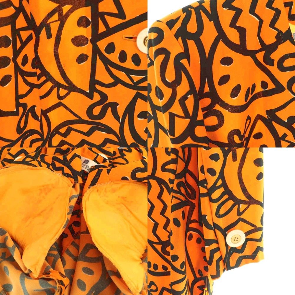 ジャケット金ボタン 総柄