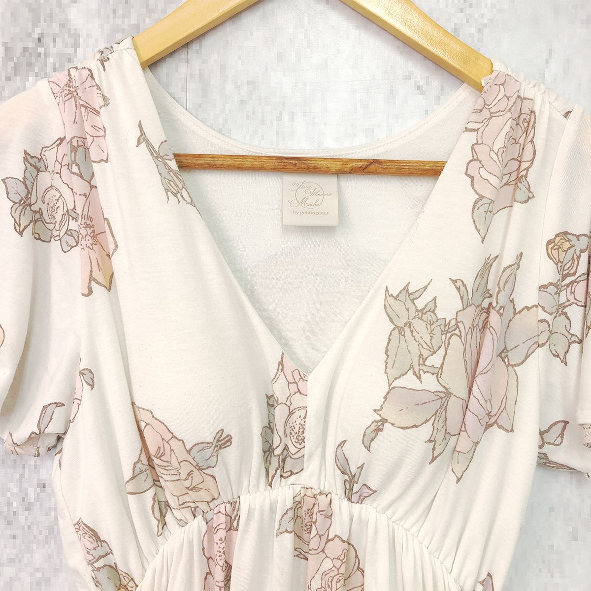 ジェラートピケミュシャと四つの花ローズフレアスリーブドレスピンク