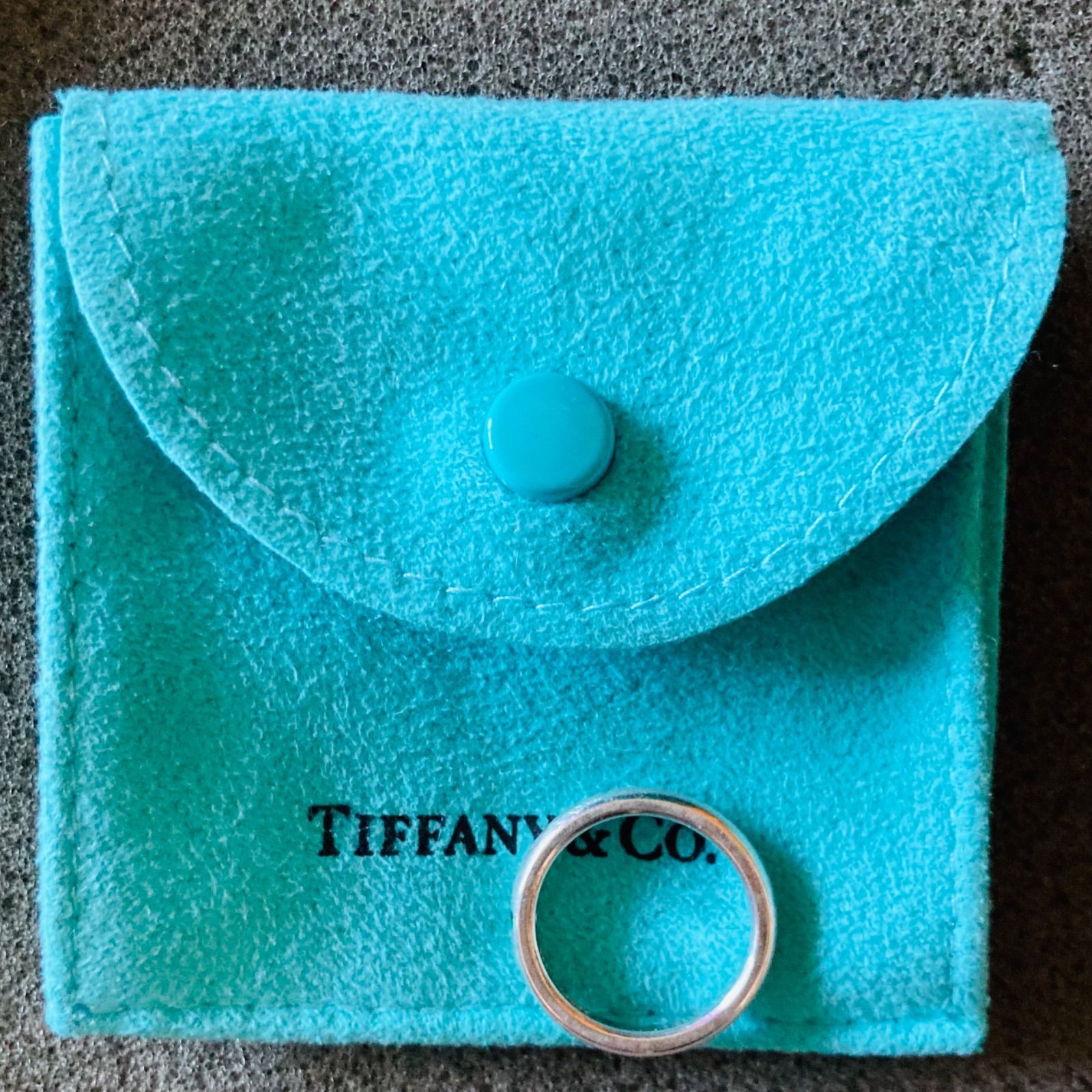 ★在庫処分★【ティファニー】スタッキングバンド　リング　エメラルド　８号 ティファニー スタッキングバンド エメラルド 8号 - メルカリ