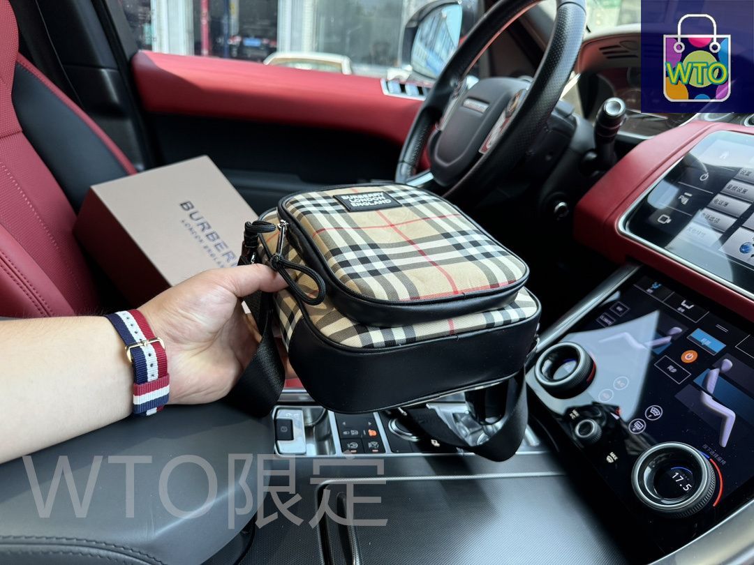 Burberry 8091005C1170 関税送料込 BURBERRY (バーバリー) リバーシブル チェック ウール ケープ
