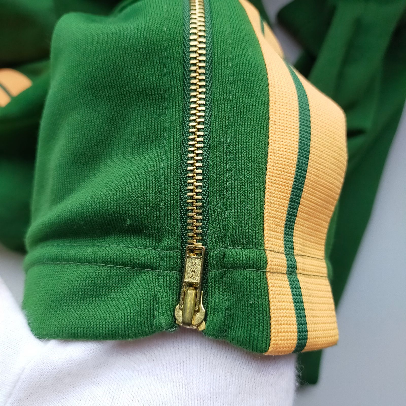 M10029 【上下セット】Onitsuka Tiger オニツカタイガー ジャージ