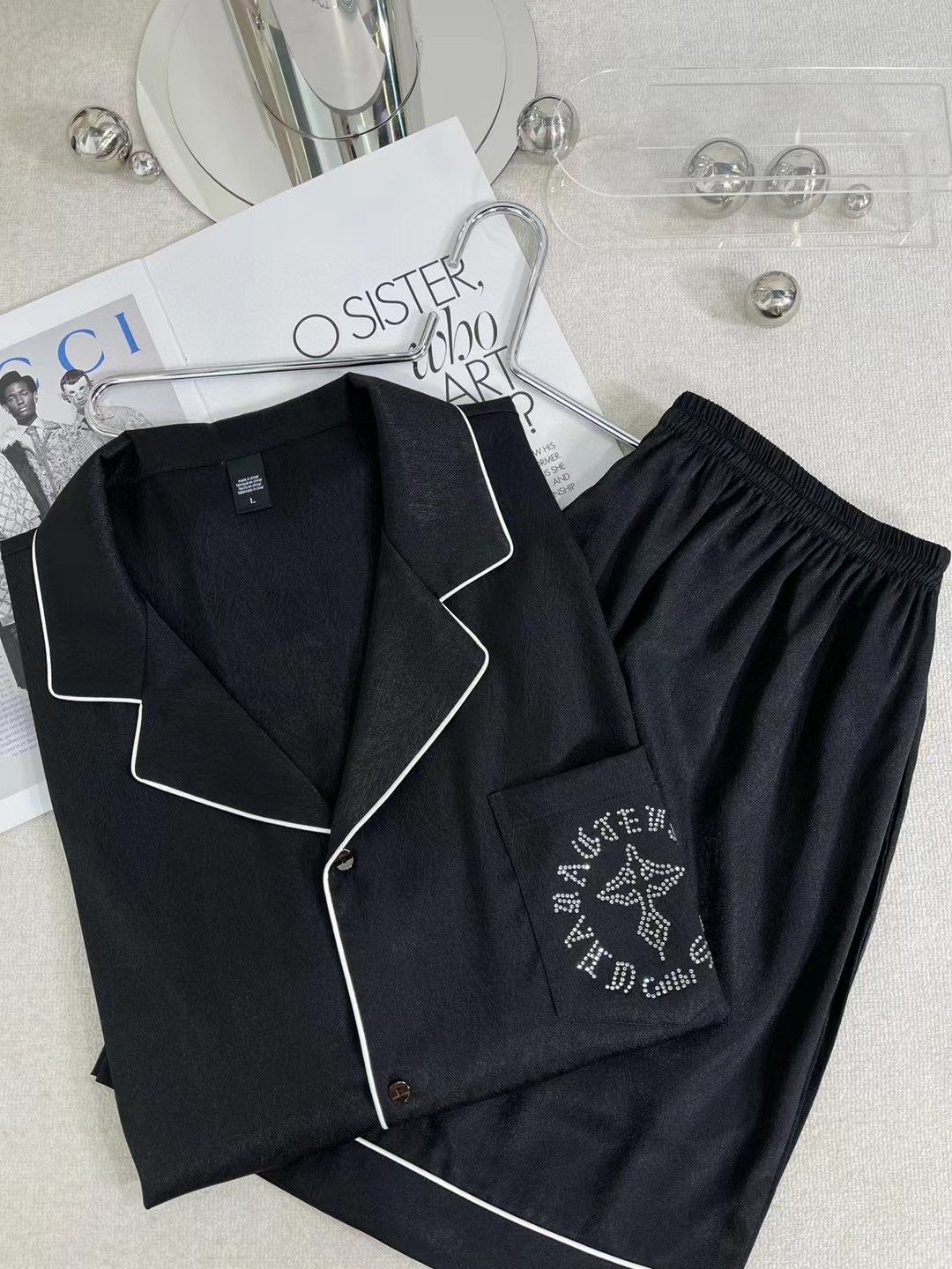 これは Chrome Hearts（クロム・ハーツ）の外注注文商品で、大量