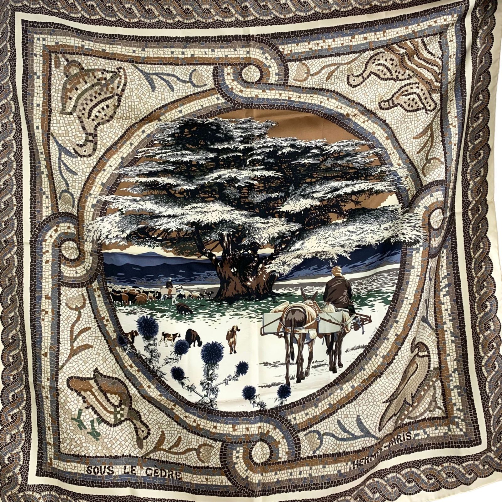 美品　エルメス カレ90 SOUS LE CEDRE ヒマラヤ杉の下で スカーフ 楽天市場】美品 HERMES エルメス カレ90 SOUS LE CEDRE ヒマラヤ杉の下