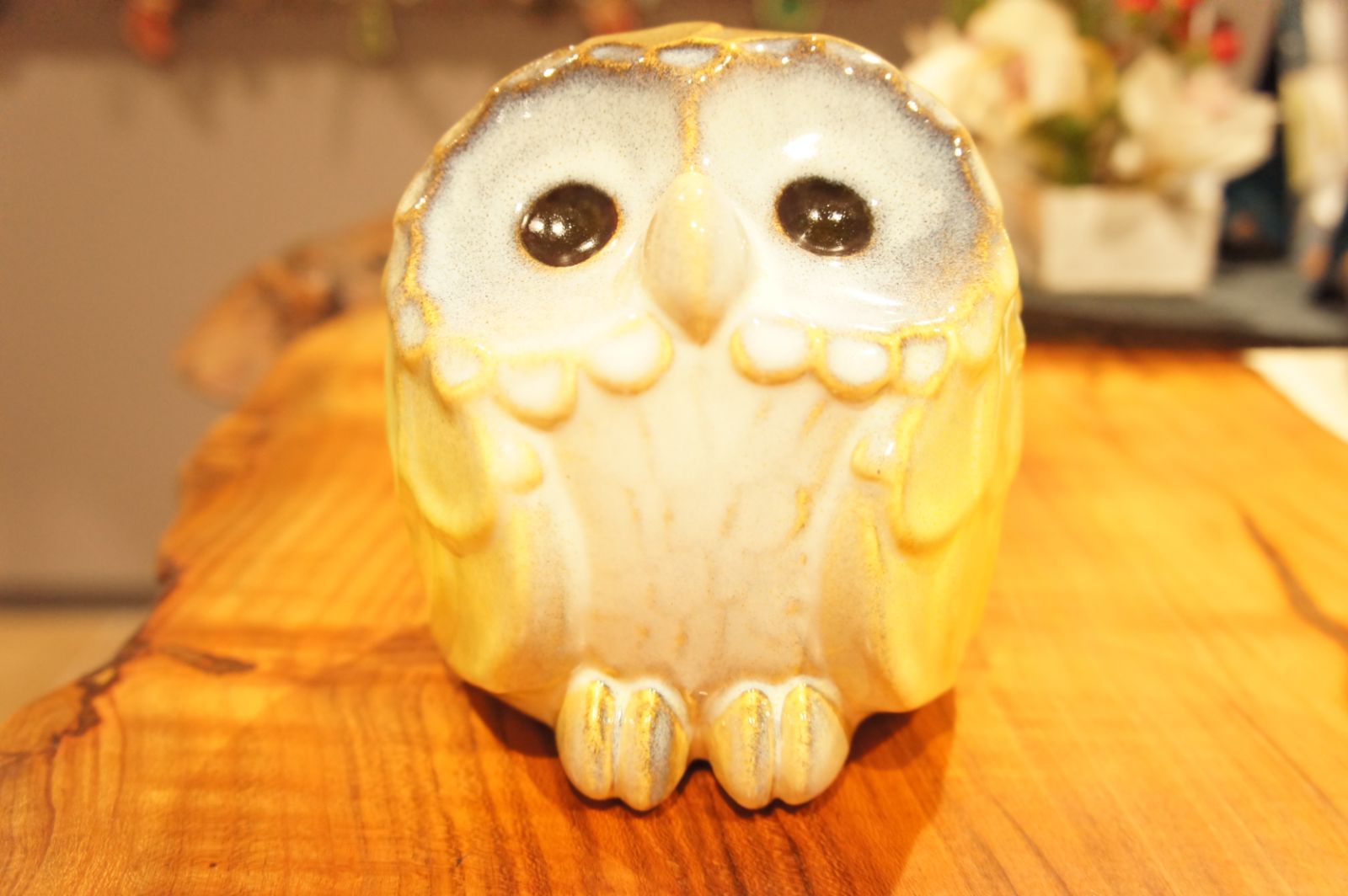 Large Owl - Yellow color 置物 オブジェ フクロウ 大 陶器製 布引焼 